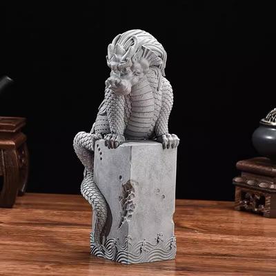 Chinesische Maskottchen-Pan-Drachen-Säule Dekorative Statue, Grüne Sandstein-Skulptur, Wohnzimmer und Büro, Statue