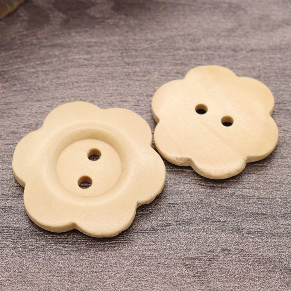 50PCS Round Clothing Button Flower Shaped Sewing Button Overcoat Wood Buttons  Clothing Sewing