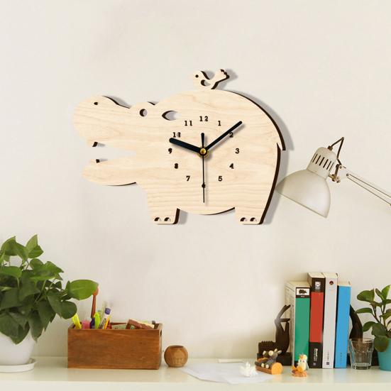 

Шикарные настенные часы с мультяшным питанием на батарейках Watch The Time