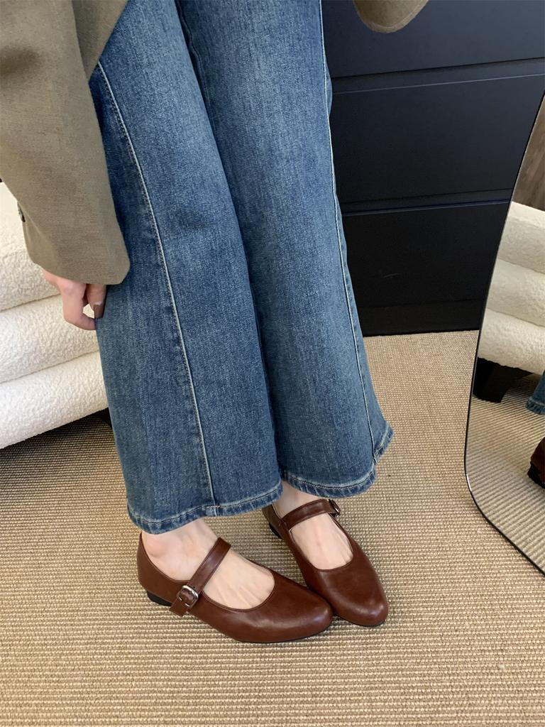 Retro Comfort Ballet Shoes Female Casual Daily Low Heel Loafers Luxury Buckle Strap Ladies Flats Mary Janes Shoes Party Pumps