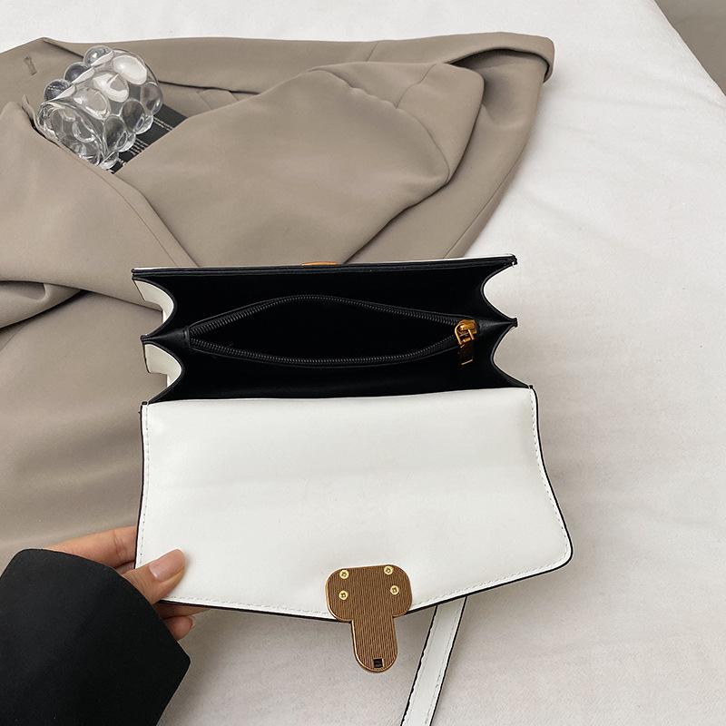 New Fashion Snake Pattern Bacchus Bag Portable Shoulder Messenger Women's Bag