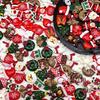 100pcs Mixed Christmas Resin Accessories Decorative DIY Craft Kit with Snowmen Reindeer Christmas Jewelry Ornaments Supplies Kid