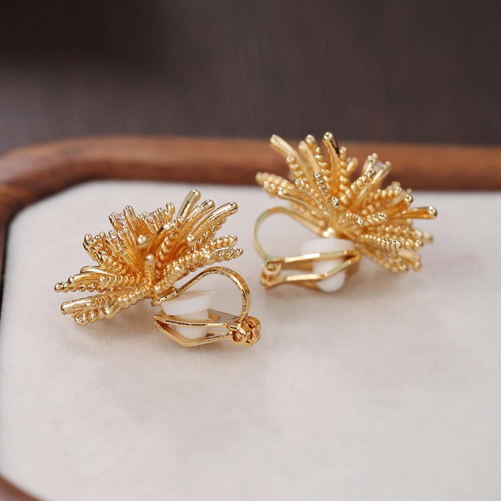 Trendige Zirkon-Löwenzahn-Clip-Ohrringe ohne Piercing für Damen, unregelmäßiges Glitzer-Design, luxuriöser Ohrring für Brautparty