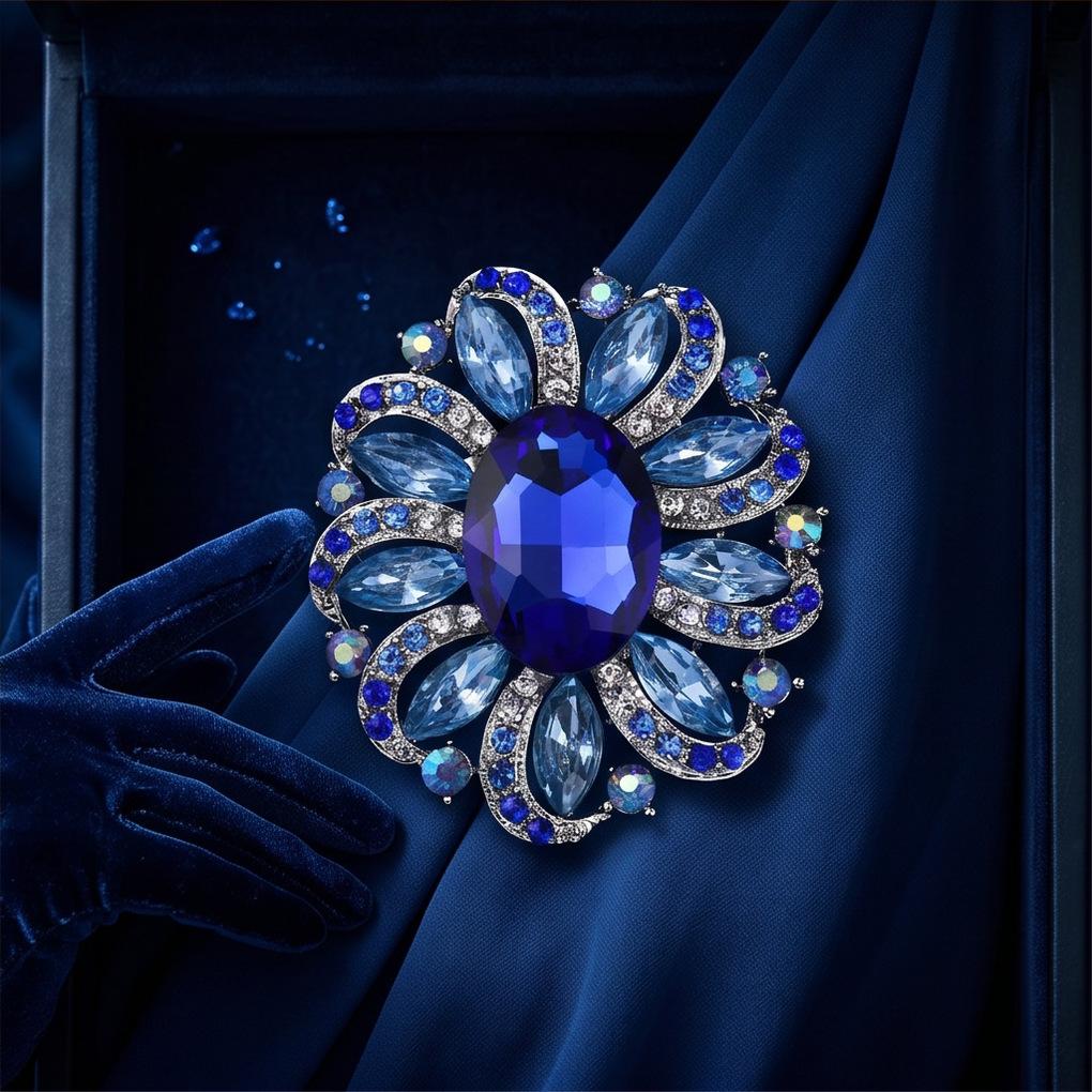 Crystal Brooch - Women's Floral Design Rhinestone Pin - Elegant Accessory for Coats and Jackets