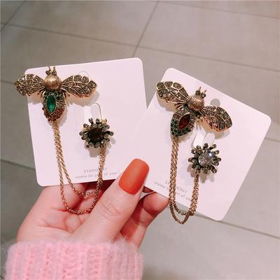 Retro Insect Bee Brooch Rhinestone Crystal Tassel Chain Lapel Pins Cardigan Shirt Badge Corsage For Women Jewelry Accessories