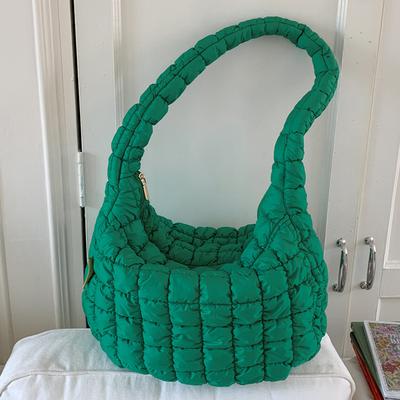 2025 South Korea's New Pleated Cloud Bag Fashionable One-shoulder Portable Dumpling Bag Large-capacity Down Cotton Underarm Women's Bag
