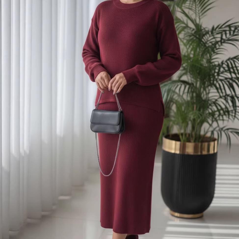 Autumn 2026 Women's Knit Sweater - Round Neck, Long Sleeve Fashion.