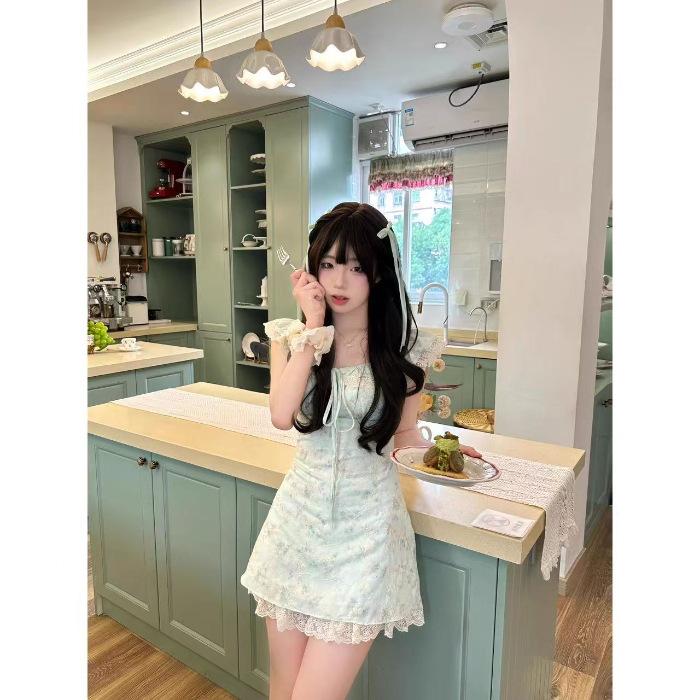 

Sweet mint green small flying sleeves waist fluffy suspender floral dress women s summer waist embroidered a-word short skirt XL м ята зелений колір
