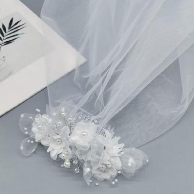 Voal de Nuntă cu Strat Dublu și Pieptene Decorațiuni cu Perle Artificiale Decorațiuni Florale Accesoriu Elegant de Nuntă