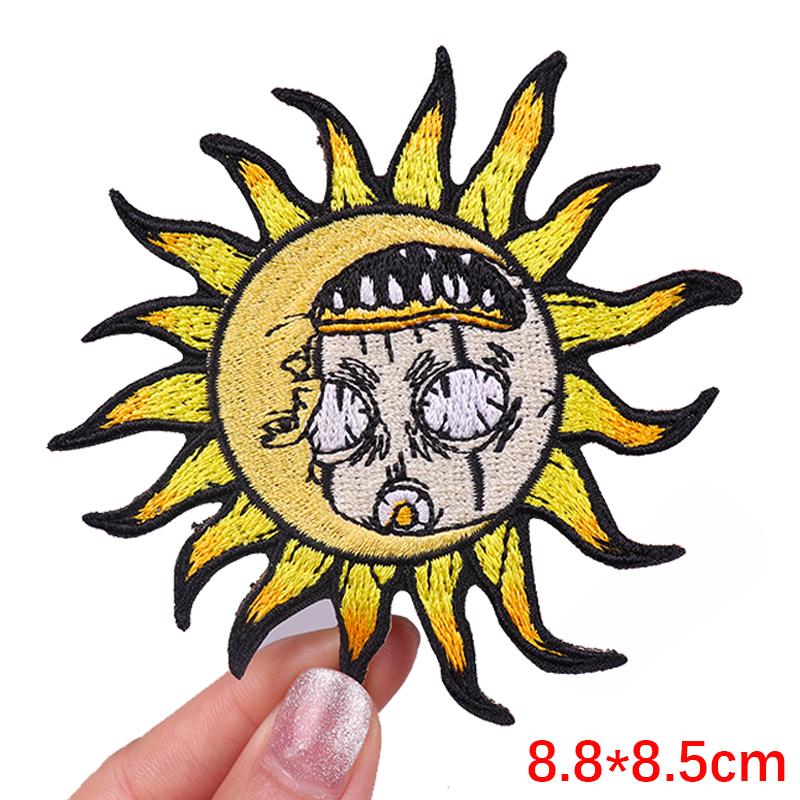Cartoon Patch Sun Moon Embroidered Patches DIY Iron On Patches For Clothing Jackets Jenas Backpack Sew Embroidery Badges Sticker