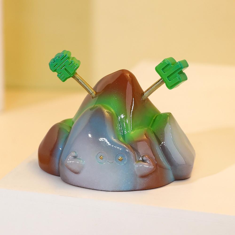 

Resin Mountain And Silver Mountain Creative Car Dashboard Ornament With Spring Ear For Gift Giving сірий
