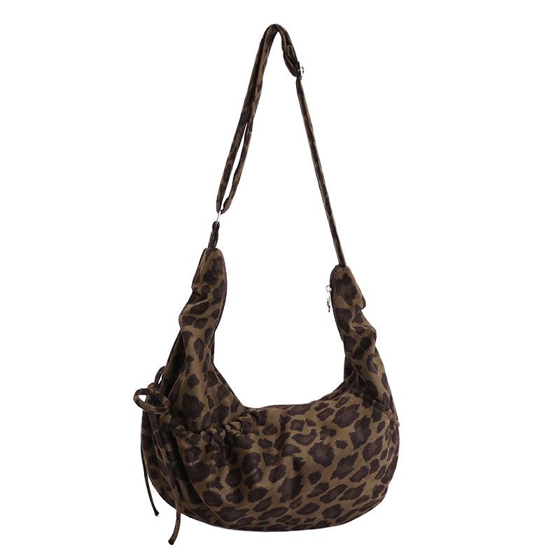 

Women s 2025 Leopard Print Versatile Underarm and Shoulder Handbag for Autumn/Winter