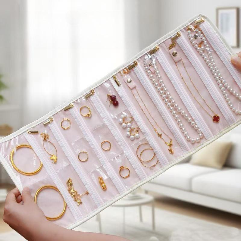 Schmuckaufbewahrungstasche Verschleißfestes Material Mehrere Fächer Entwickelt zum Aufbewahren von Halsketten Armbändern Schmuckarmbändern Ringen