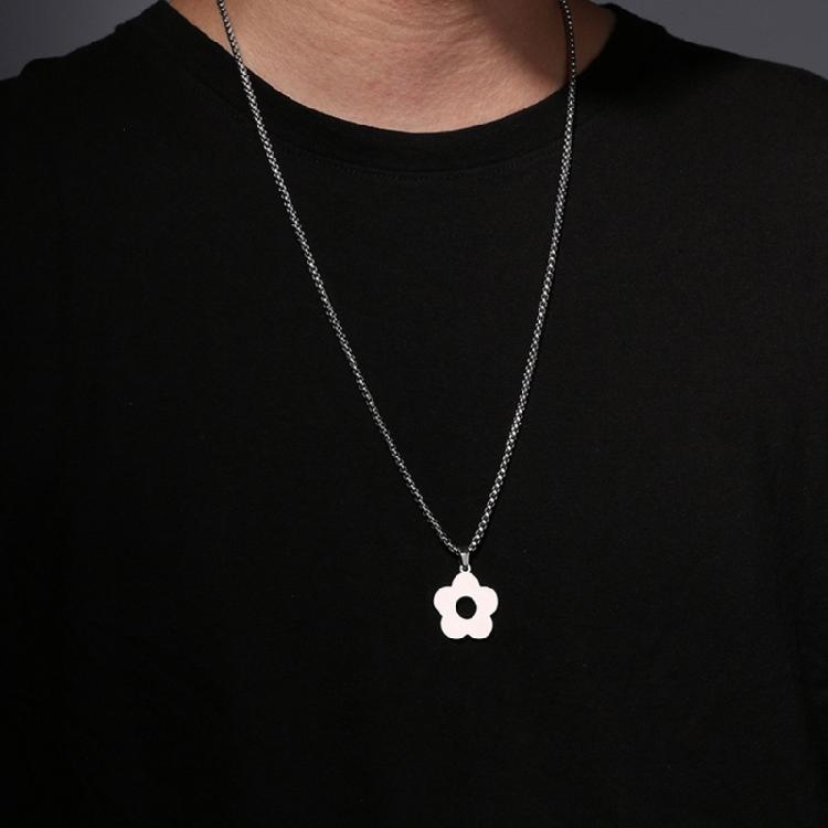 Stainless Steel Material Flower Pendant Necklace Jewelry Birthday Gift for Girls