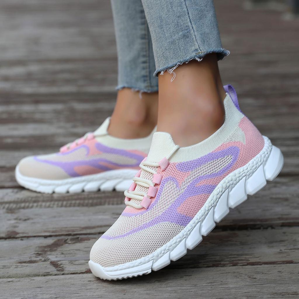 Flying weaving lightweight breathable running shoes soft sole comfortable sports shoes fashionable versatile outdoor casual shoes women's shoes trendy