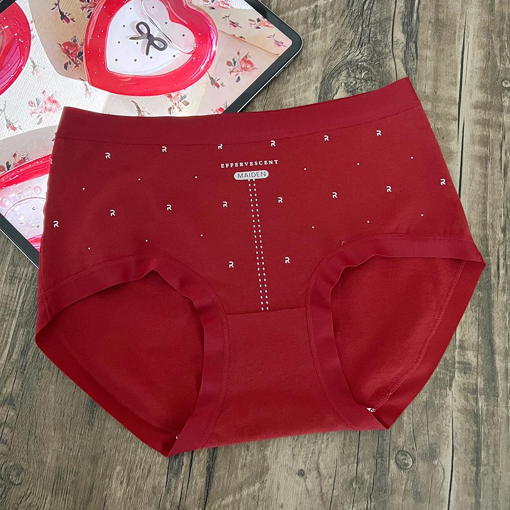Female Spring and Autumn New Year Red Non-trace Waist Triangle Briefs