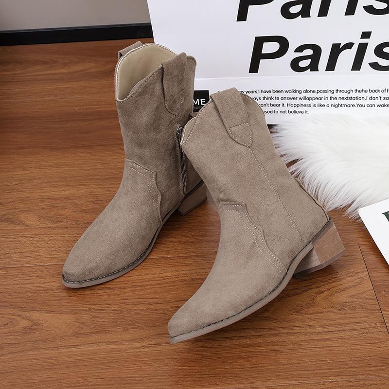 

Inner heightened thick heel V-mouth small short boots women s 2024 new pointed retro versatile, comfortable thin boots spring and autumn single boots 35