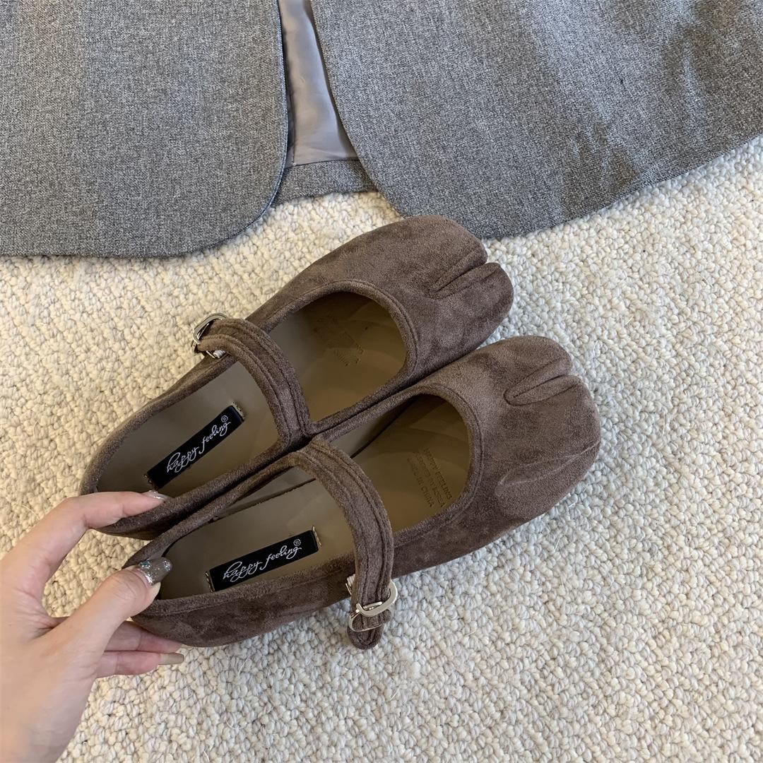 

Fashion Bailamos New Brand Women Spilt Toe Flats Round Toe Shallow Slip On Ladies Casual Ballet Shoes Soft Leather Eelgant Dress Shoes M 40 шоколадный