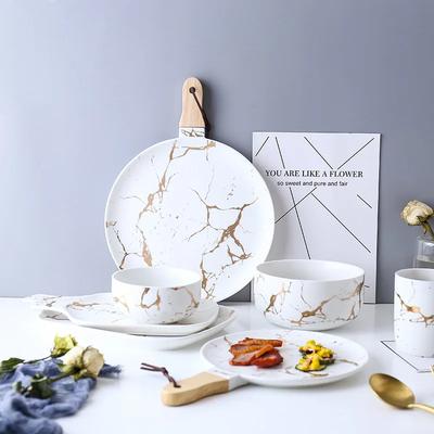Najlepsze złote marmurowe szkliwa ceramiczne zestawy stołowe na imprezę porcelanowe talerze śniadaniowe naczynia miska na makaron kubek do kawy kubek do dekoracji