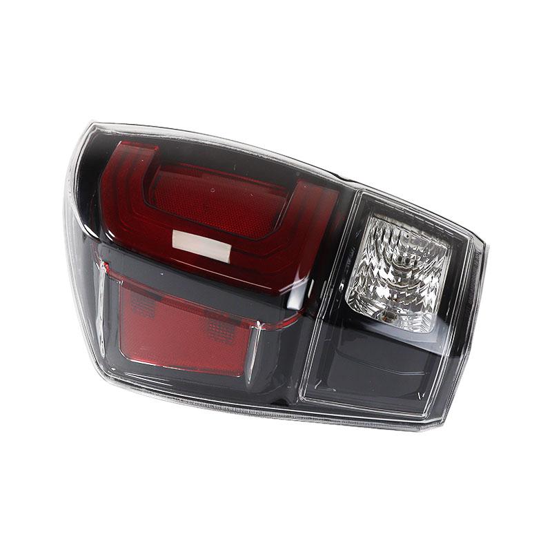 81560-04200 81550-04210 For Toyota Tacoma 2016-2025 Rear Halogen Tail Light Signal Lamp Warning Brake Light Car Light Assembly