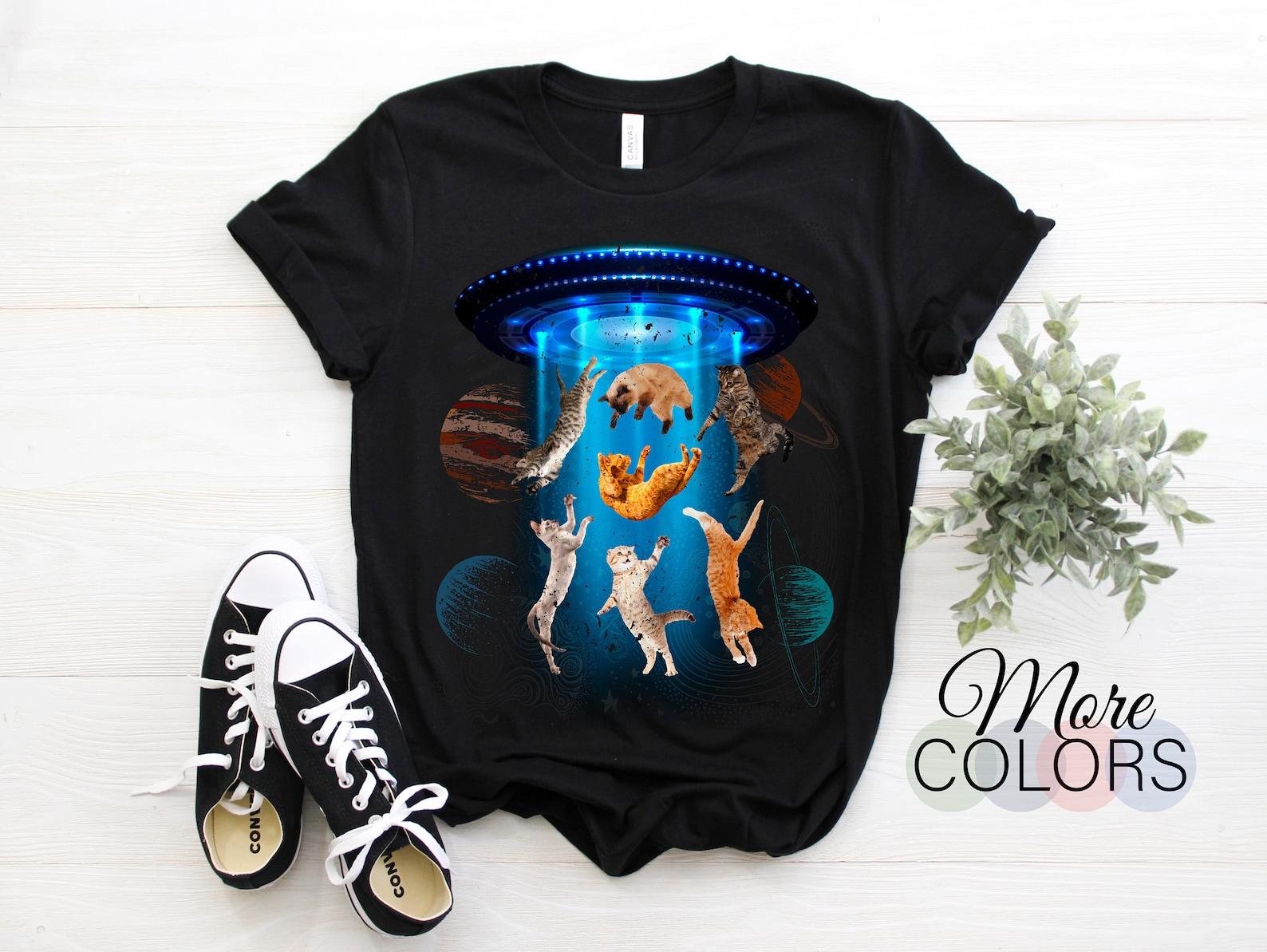 Galaxy Cats Ufo Funny Alien Cat Owner T-Shirt, Kitten Lover Outer Space Gift, Science Friend Family Cool Shirt, Cat Mom Dad Present Tees, 100