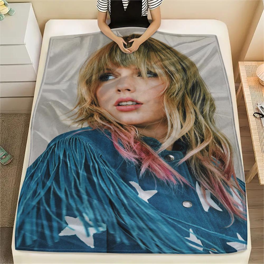 1 Stück Taylor Print Flanelldecke, Hohe Qualität, Für alle Jahreszeiten, Heimdekoration, Wärme und Komfort, Perfekt für Weihnachtsgeschenke