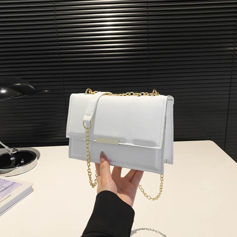 Beautiful Casual Solid Color Shoulder Bag New Style Casual Handbag on New Fashionable Simple Crossbody Small Square Bag