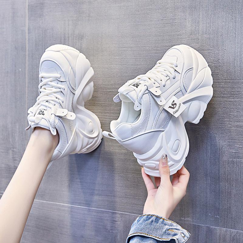 

Shoes women s leather surface autumn and winter new muffin little white shoes women s thick sole small inner height increase women s shoes 40 білий