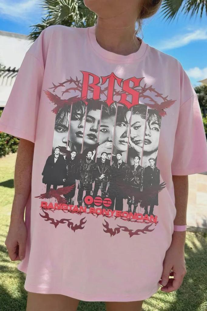 Karštas išpardavimas Bangtan Sonyeondan 2026 m. turas Aukštos kokybės populiarus marškinėlis, BTS Army koncertiniai atributai Kpop gerbėjo dovana T-shirt