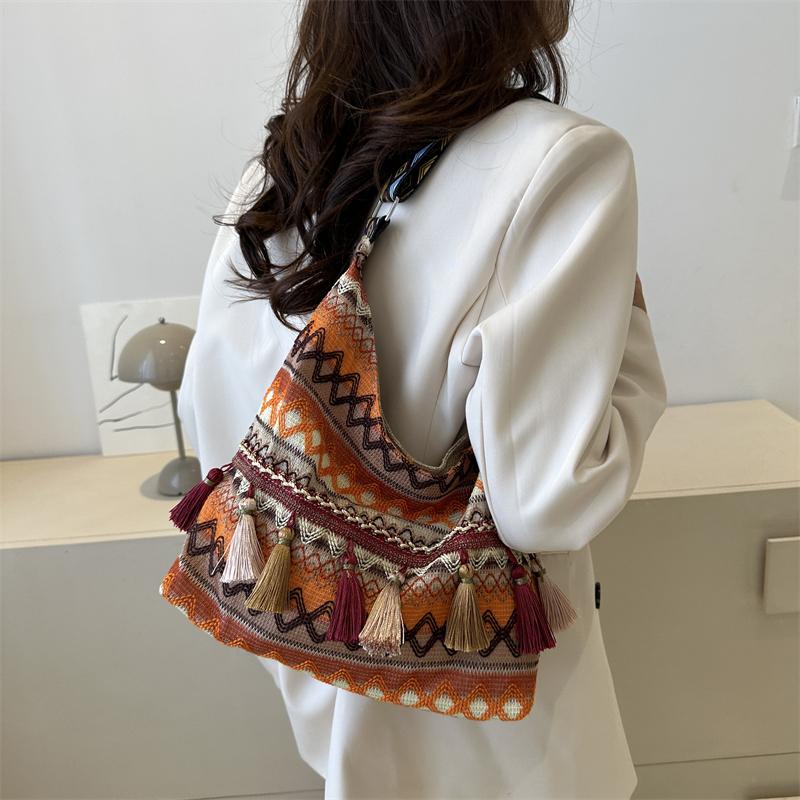 Nyl Patchwork Shoulder Bags Tassel Printing Soft Ladies Bags 2026 High Quality Large Capacity Ethnic Women's Handbags