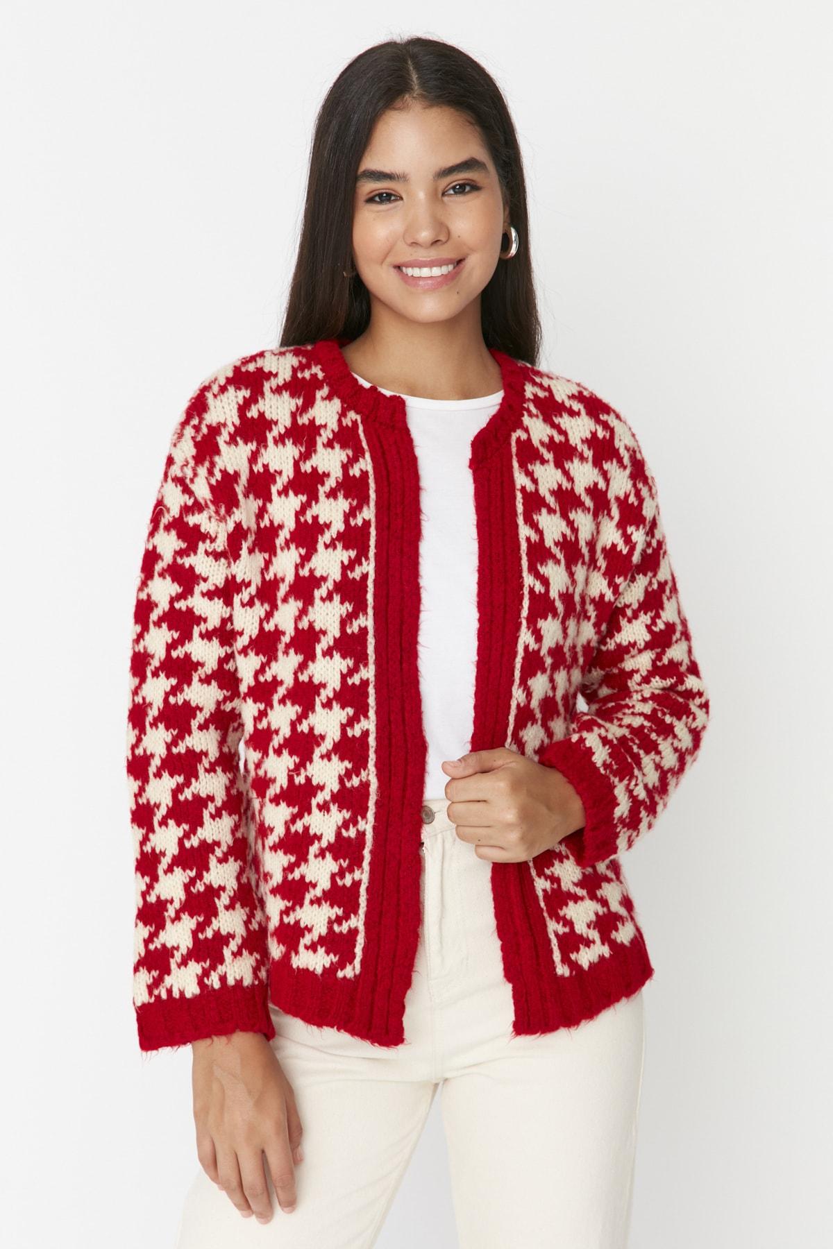 

Кардиган - Красный - Классический крой