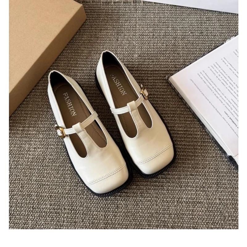 

Модная обувь женская 2025 Лоферы с мехом Британский стиль Женская обувь Оксфорды Новые Слипоны Мокасины Летняя Преппи Платье Кожа Весна 35 бежевый