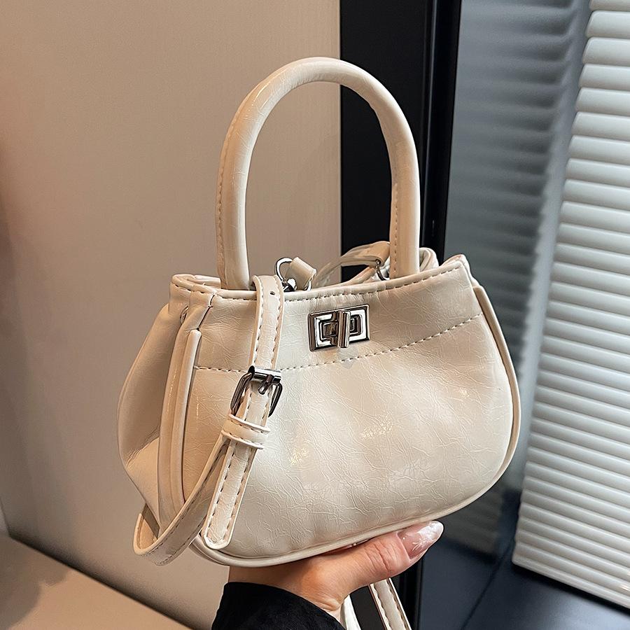Hand Carry Women's New Fashion Versatile Shoulder Bag Casual Women's Bag