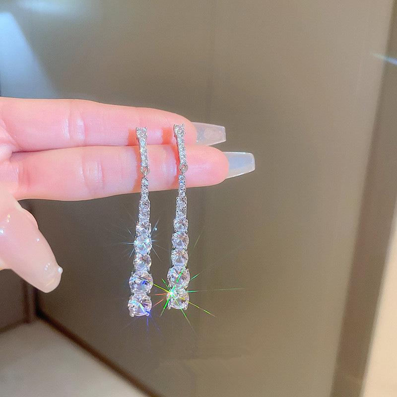 

Cao Shi Элегантные Европейские и Американские Высококлассные Заметные Длинные Серьги