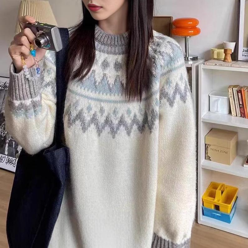 European & American Women's Color Block Round Neck Loose Pullover Sweater