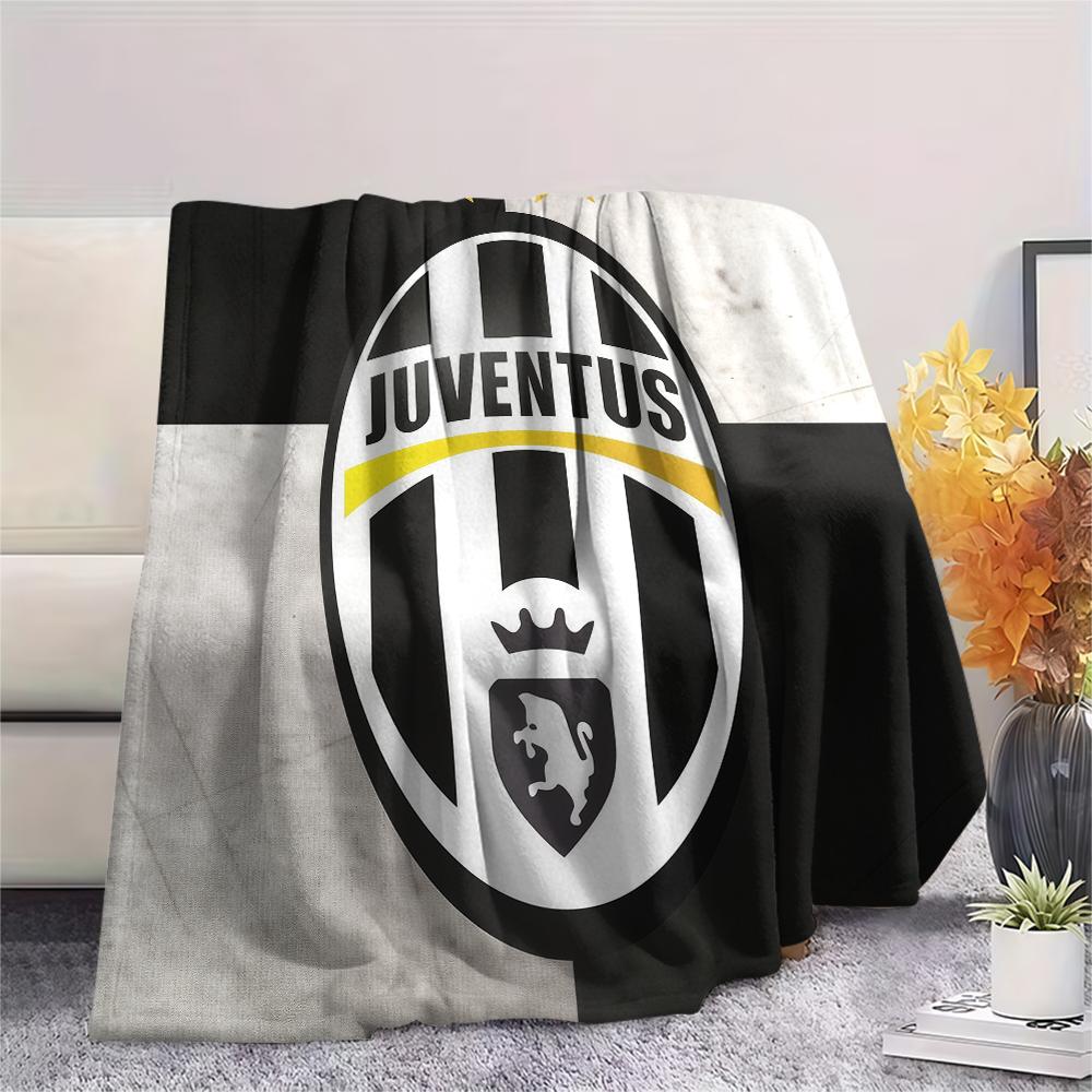 Juventus FC,pattern Flannel Blanket, High Quality Comfortable for All Seasons, Home Decor, Warmth and Comfort, Perfect for Gifts.