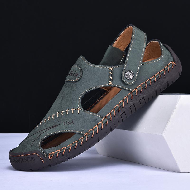 New Handmade Summer Sandals Men Breathable Leather Shoes Man Outdoor Men Sandals Antiskid Beach Sandals Hollow Shoes Fashion