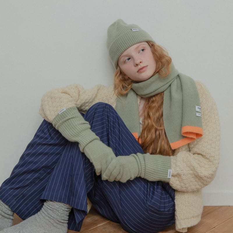 mellotory cashmere 100 lip line muffler (olive)