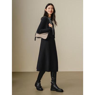 Abiti e completi – Tailleur con abito