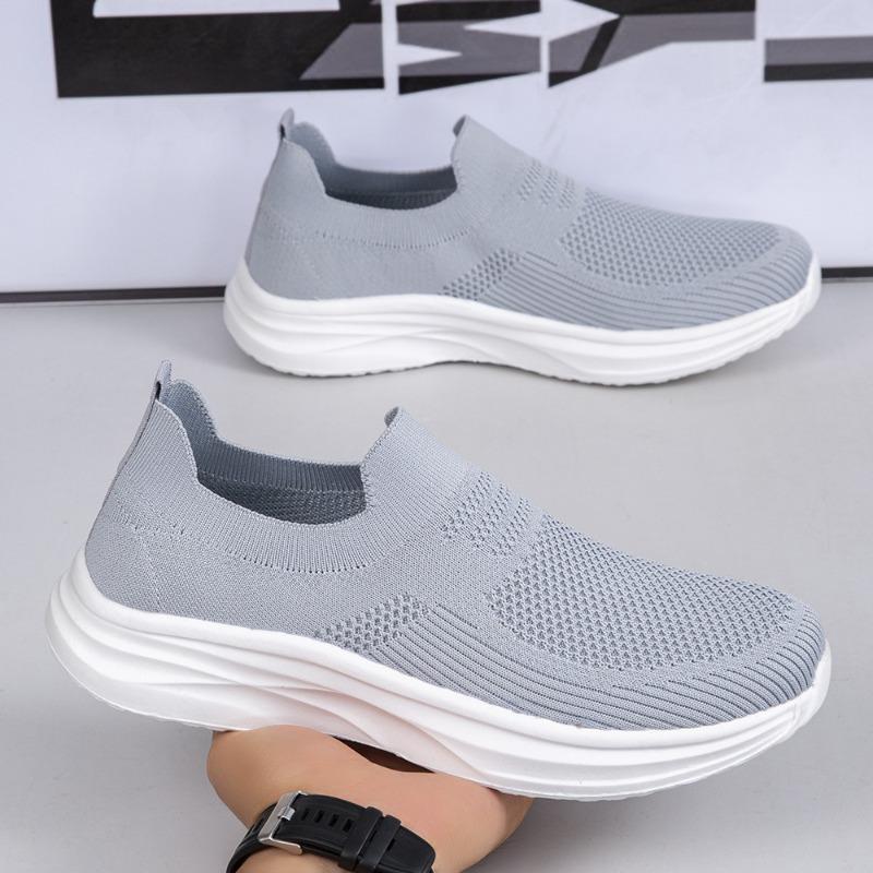 Breathable Casual Slip-on Men's Shoes, Lightweight Anti-slip Soft-sole Durable Dad Shoes, Flat Driving Shoes for Men.