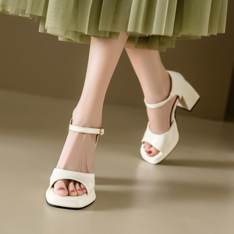 Large Size 45 46 Women Chunky Heels Sandals Open Toe Ankle Strap Buckle Platform Sandals Patent Leather Goth Shoes