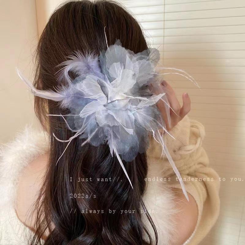 Trendy French Feather Hairpin: Elegant Large Claw Clip for Thick Hair
