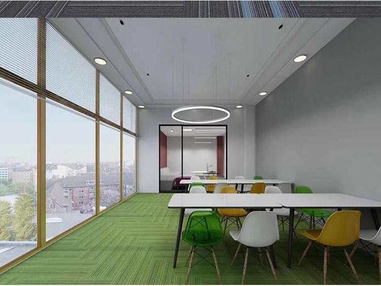 Rechteckiger Teppich für große Gewerbeflächen