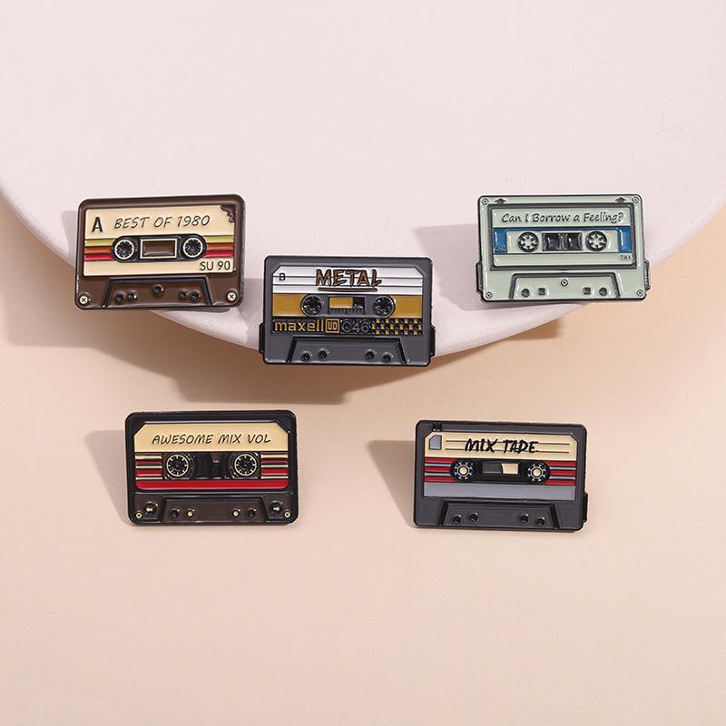 Retro Cartoon Cassette Alloy Brooch Badge - Music Series Pendant Accessory