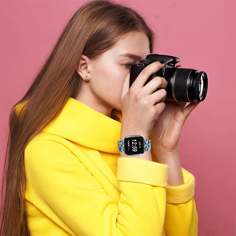 Leopard Texture Genuine Cowhide Leather Watch Band Strap Replacement for Fitbit Versa/Versa 2/Versa Lite/Versa SE