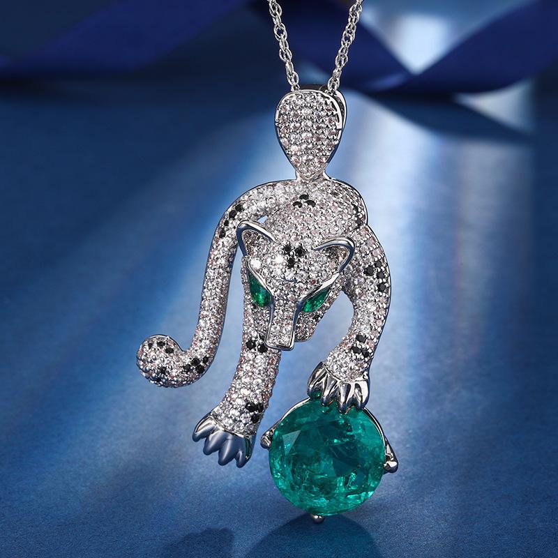 Autumn And Winter Jewelry Retro Simulation Emerald Leopard Luxury Inlay Main Stone 16Mm