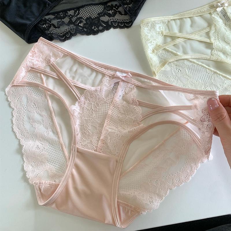Women's Hollow Lace Breathable Mesh Transparent Seamless Breathable Low Rise Underwear