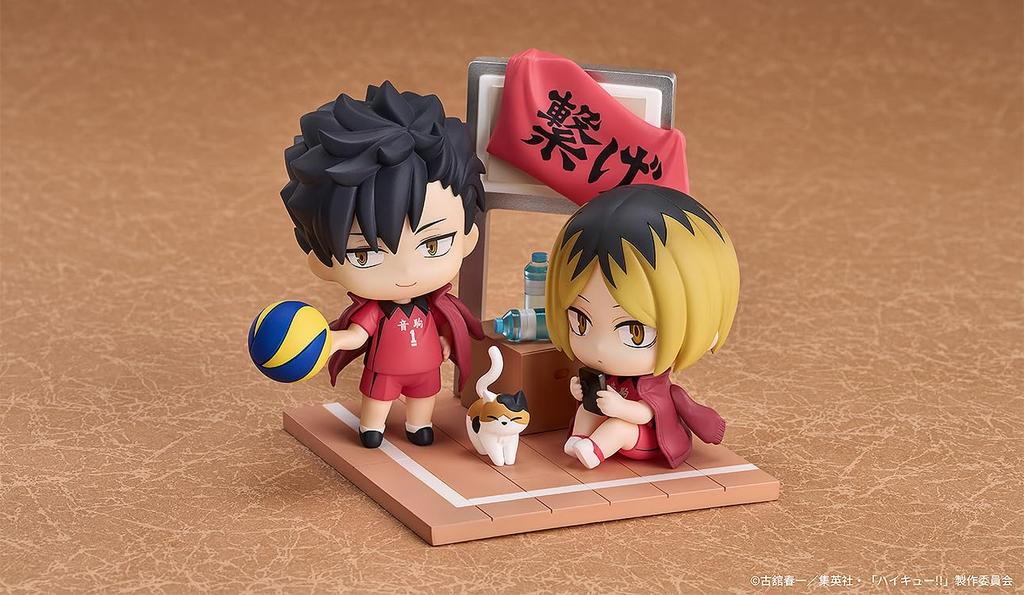 Kozume Kenma and Kuroo Tetsuro plastic painted finished figure Qset+ Haikyu!! non-scale