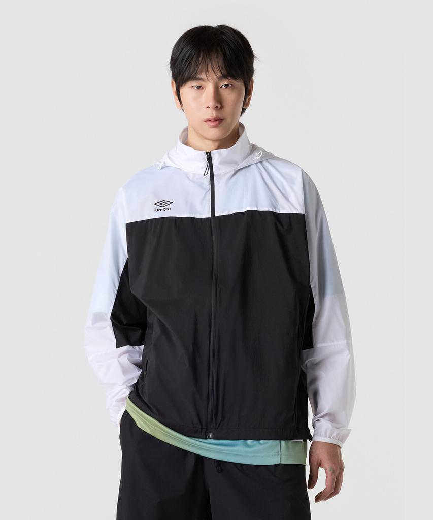 Umbro All-Round Ultra-Light Hooded Packable Windbreaker Jacket Black Ur124Sjk32