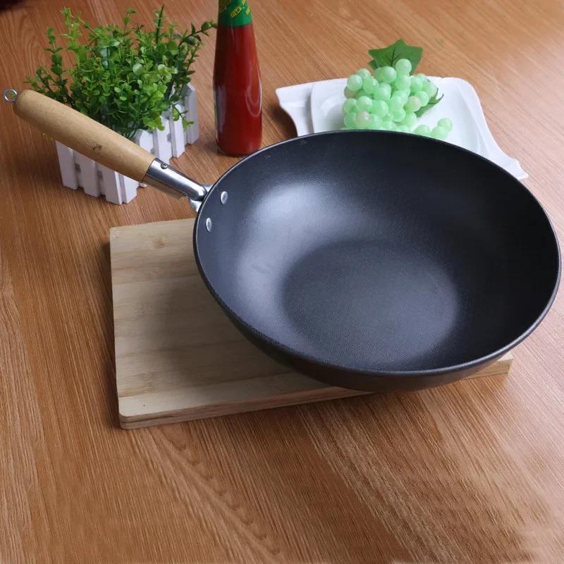 Frying Pan High-end Home Non-stick 30cm Wooden Handle Traditional Wok Super Cost-effective Scrambled Eggs Pan-free Pan Wok Pans
